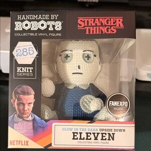 Stranger Things Eleven Vinyl Figure - Blue and White